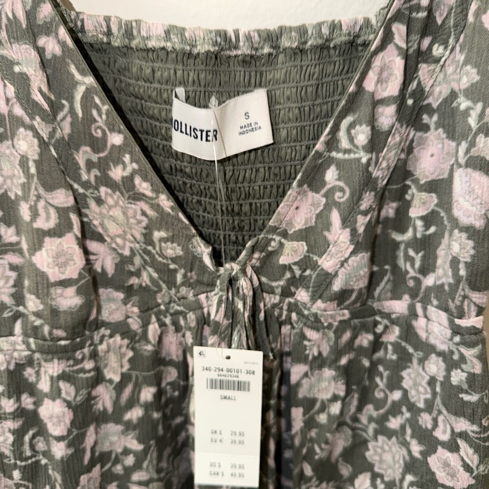 Hollister Gray Tank Top with Soft Pink Floral Print